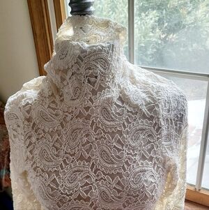 Karen Kane Cream Lace Top